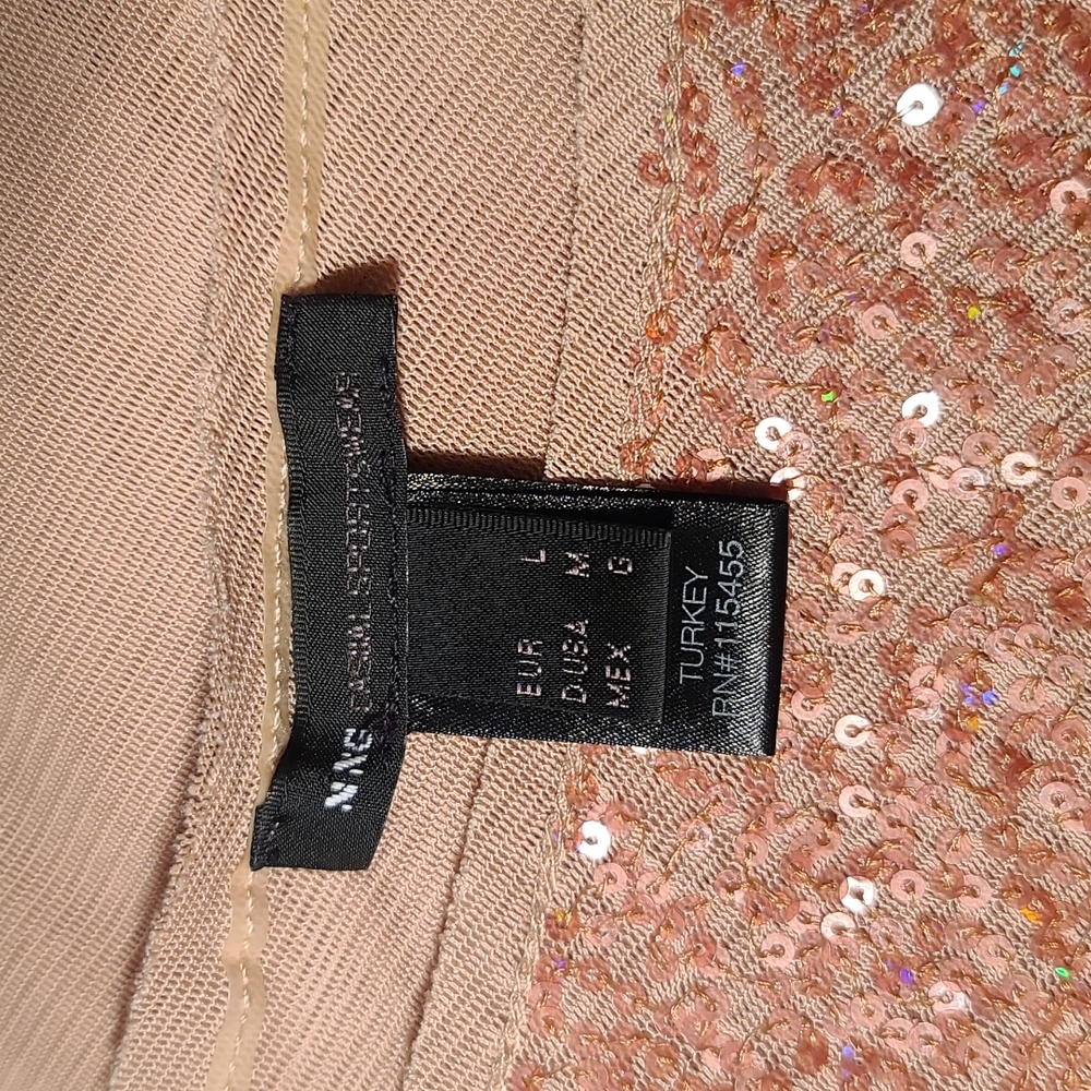 NNG Design One Shoulder Peach Sequin Top sz S/M - Picture 8 of 10